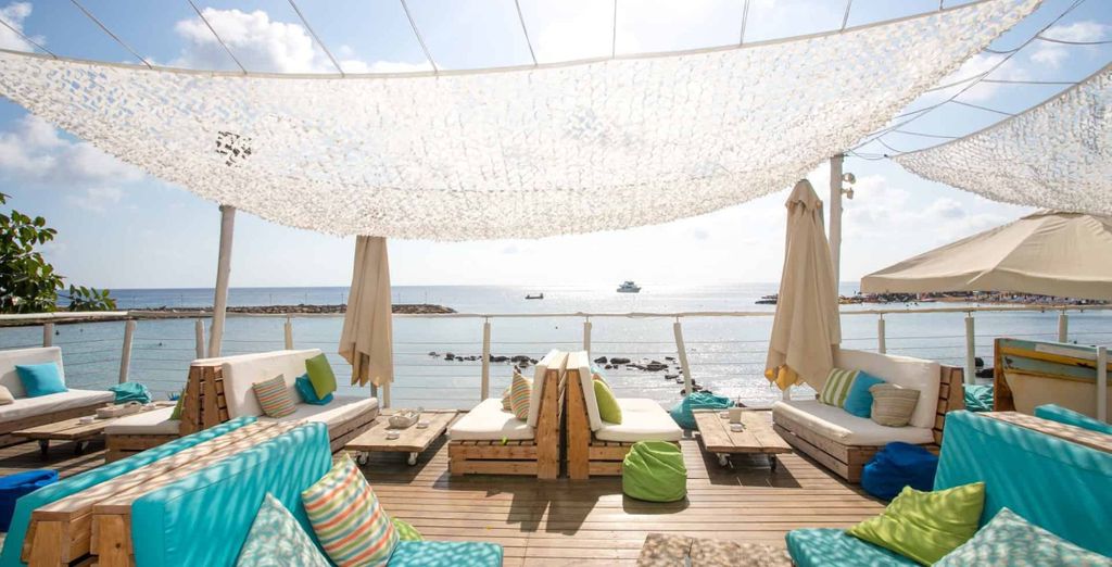Golden Coast Beach Hotel 4*