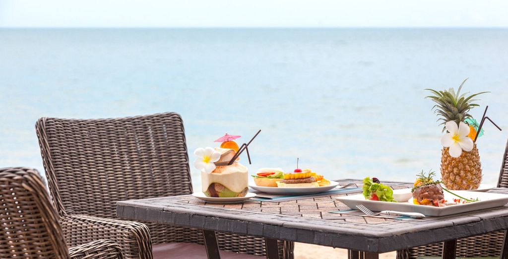 Beyond Resort Khao Lak 4* - Solo Adultos