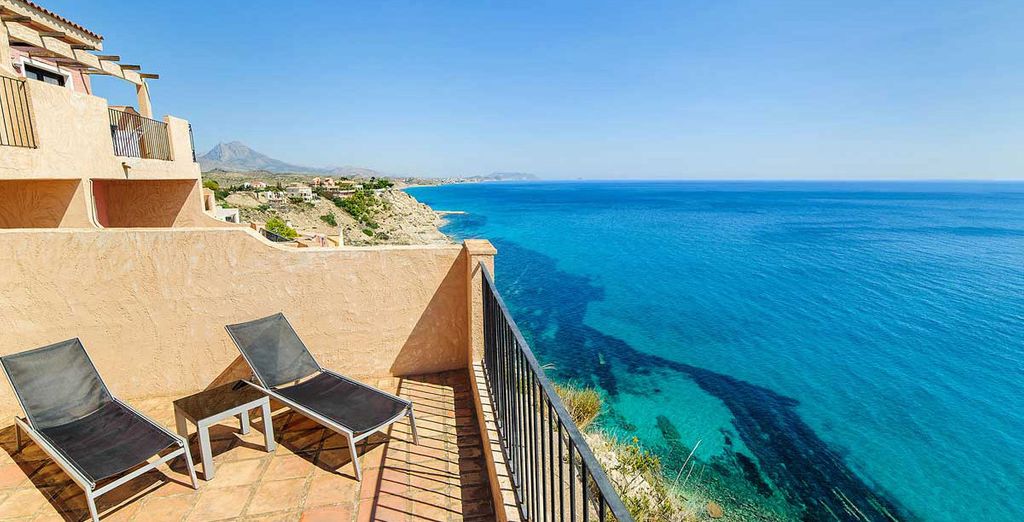 Pueblo Acantilado Suites 4*