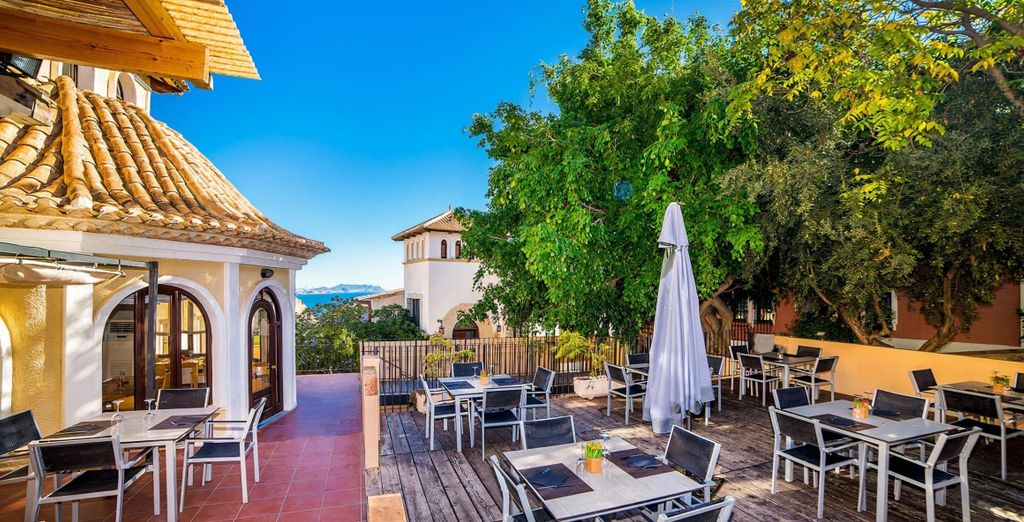 Pueblo Acantilado Suites 4*