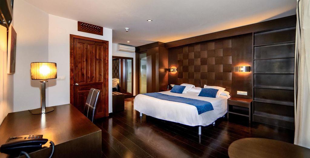 Pueblo Acantilado Suites 4*