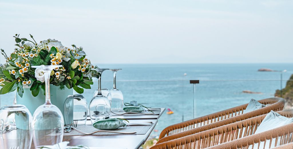 Vincci EverEden Beach Resort & Spa 4*