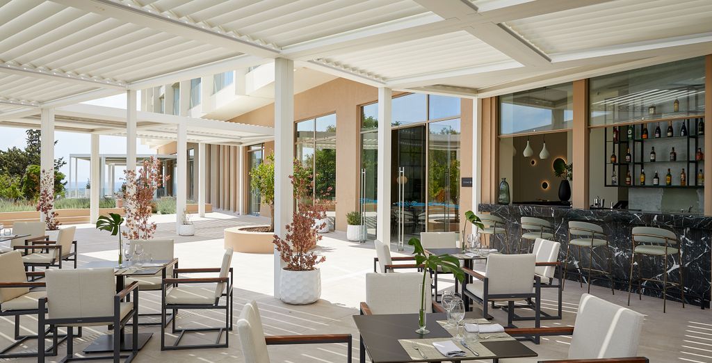 Vincci EverEden Beach Resort & Spa 4*
