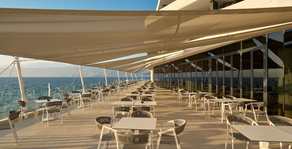 Grand Hotel View 4*