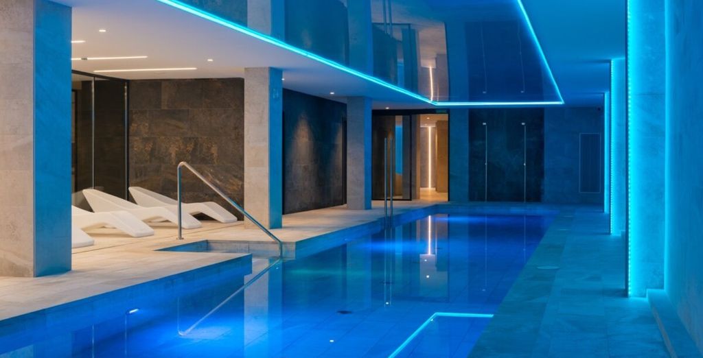 Hotel L'Azure 4*