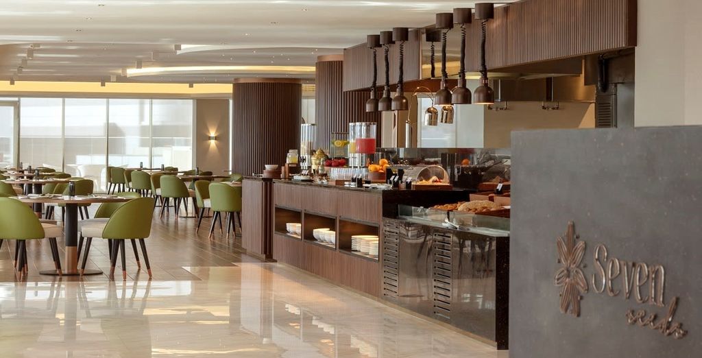 Avani Palm View Dubai Hotel & Suites 