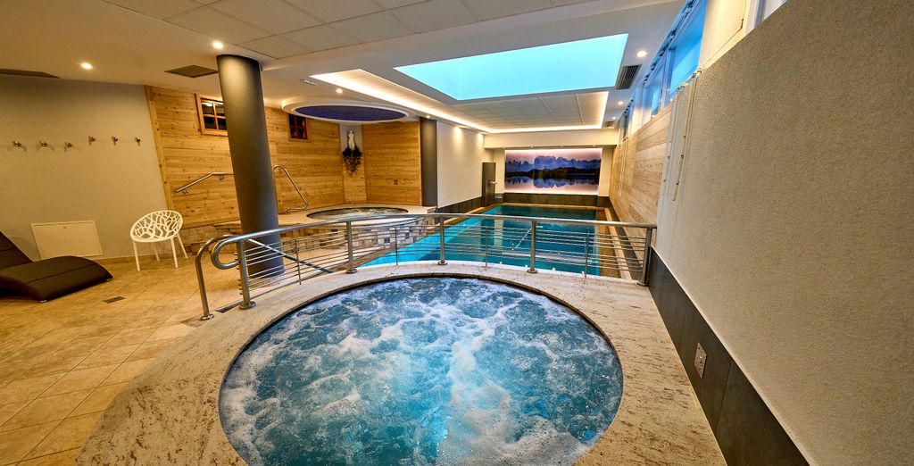 Hotel Cristina 4*
