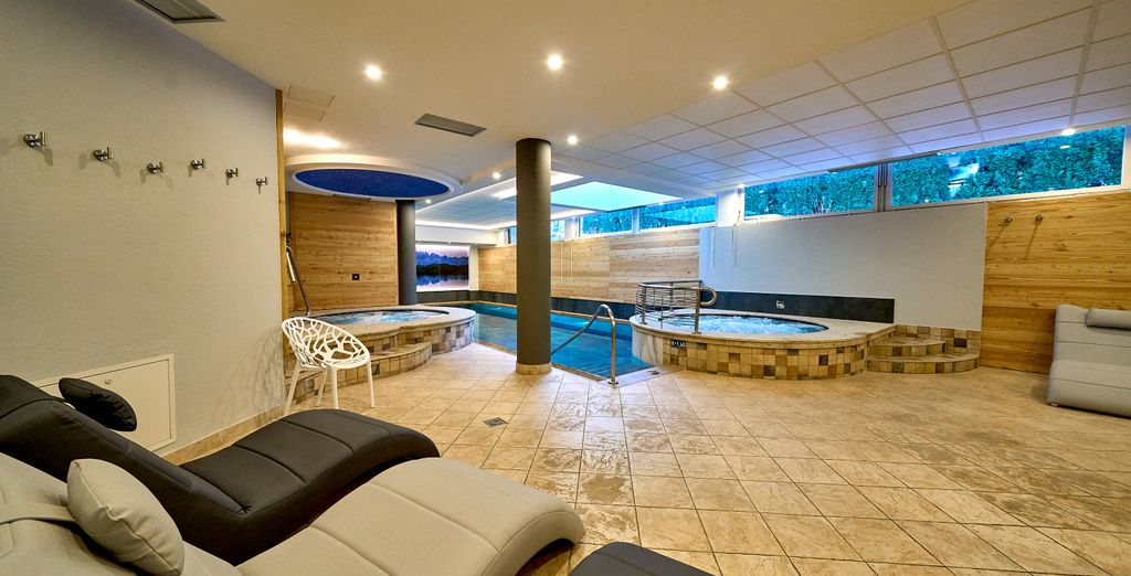 Hotel Cristina 4*