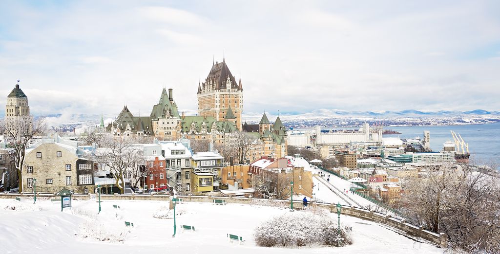 Tour privato di 9 notti del Canada in inverno
