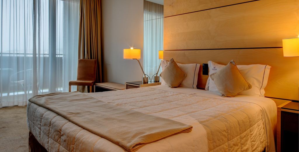 VIP Executive Azores Hotel 4*