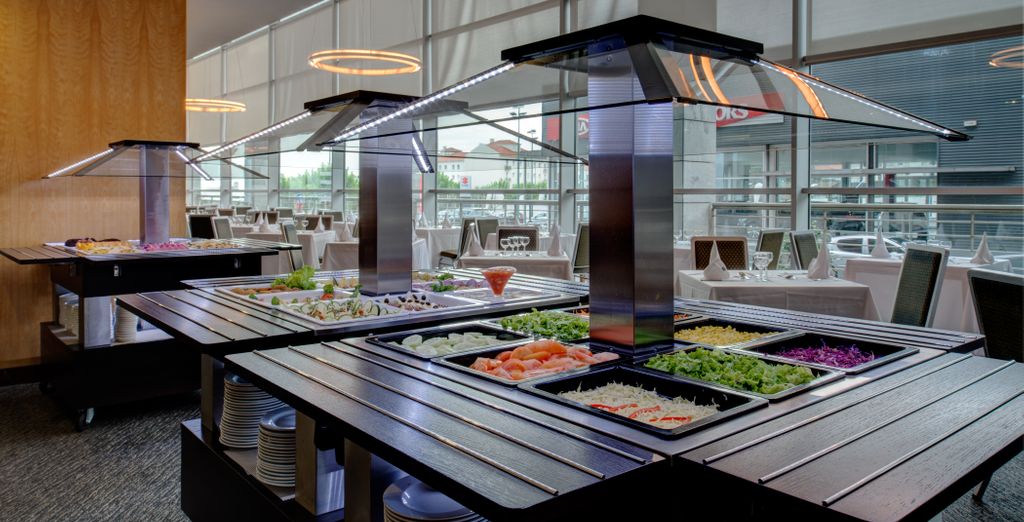 VIP Executive Azores Hotel 4*