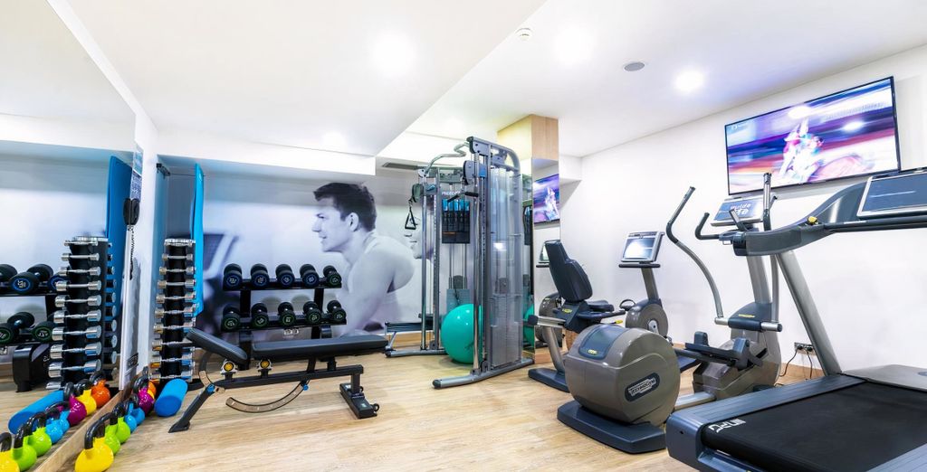 Occidental Praha Five 4*