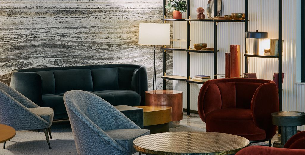 Gallery Hotel 4*