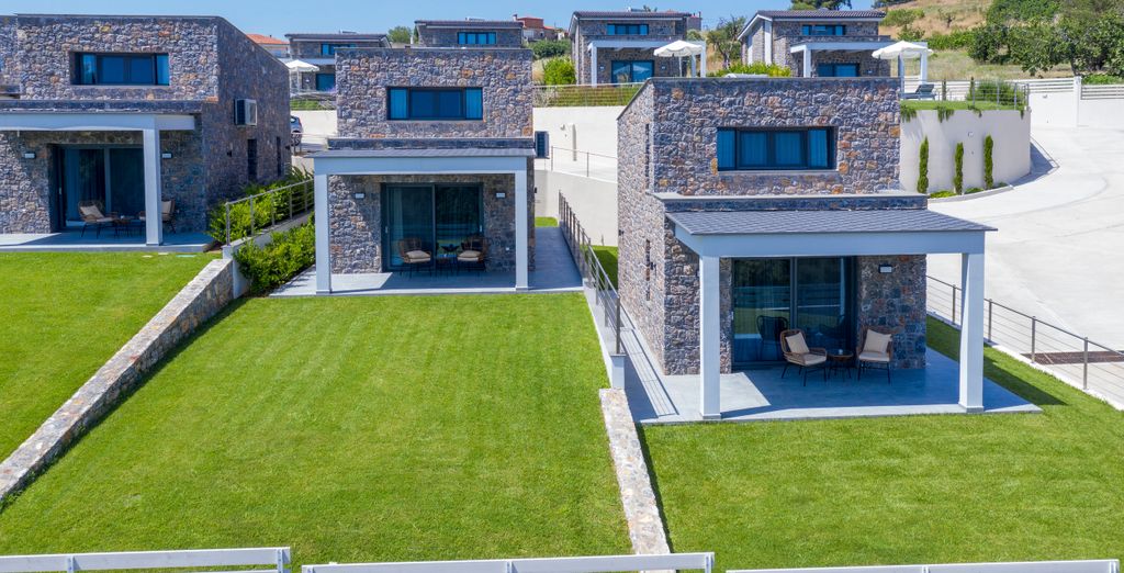 Terra Olivia Luxury Villas & Suites 