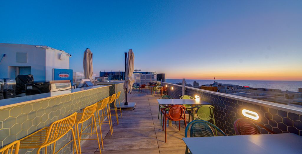 IKYK Hotel 