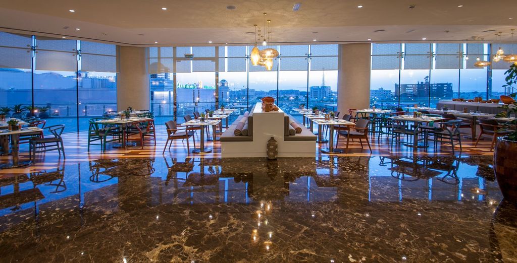 Grand Millennium Muscat 5*