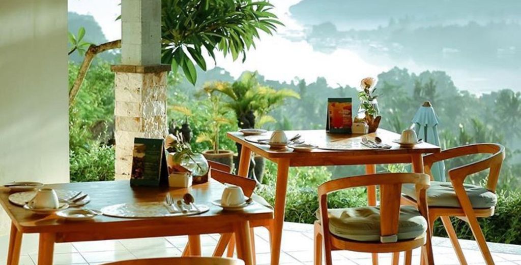 Combinato: Arkamara Dijiwa Ubud 5*, The Acala Shri Sedana 4* e Balicosy Villa 4*