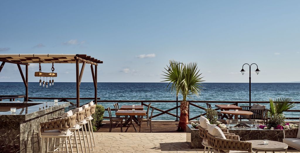 Windmill Bay Hotel 4*