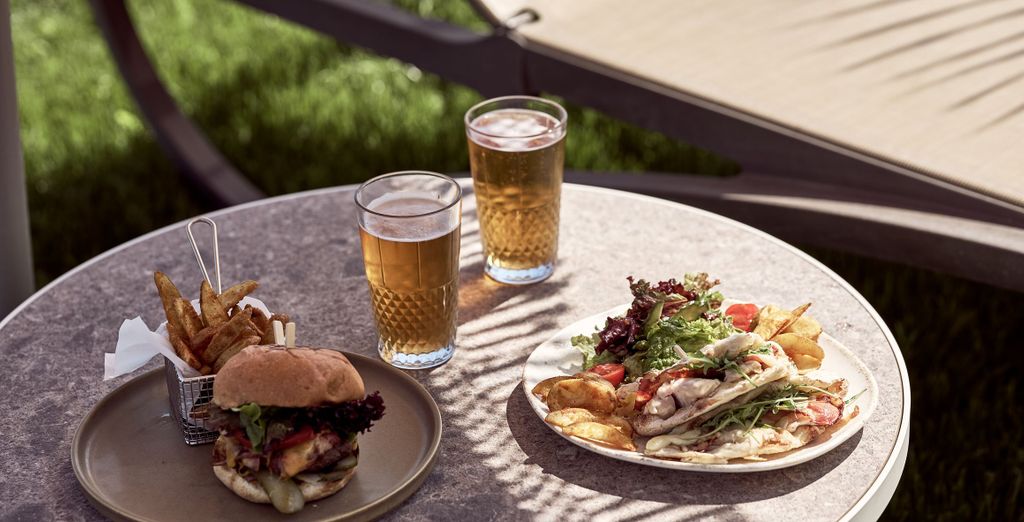 Windmill Bay Hotel 4*