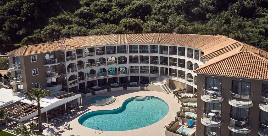 Windmill Bay Hotel 4*