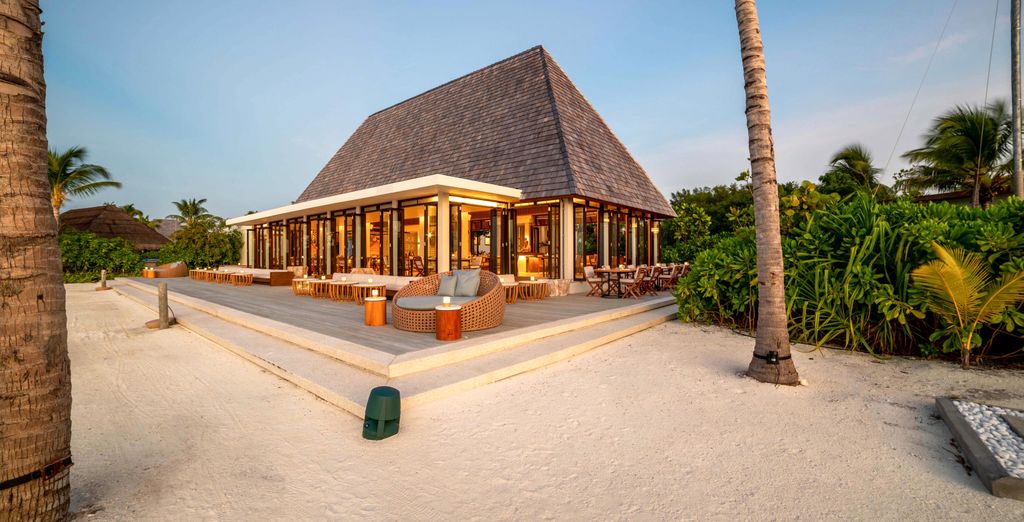 Kuda Villingili Resort Maldives 5* con possibile estensione in Qatar