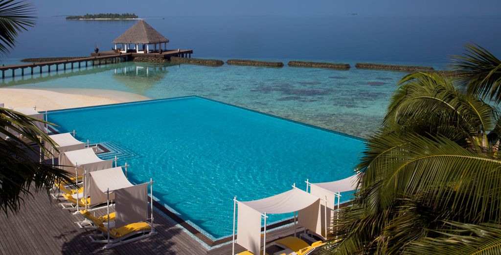 Coco Bodu Hithi Resort 5*
