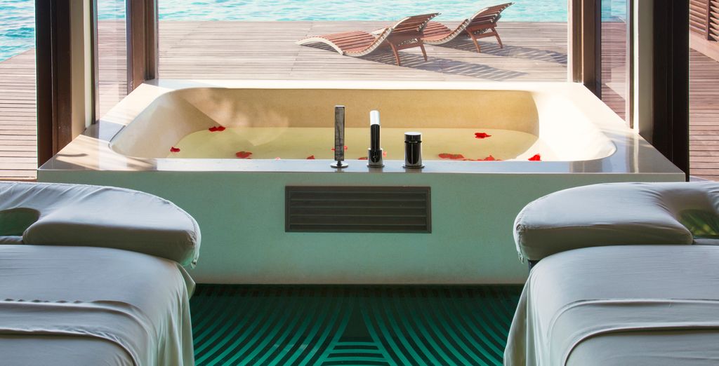 Coco Bodu Hithi Resort 5*