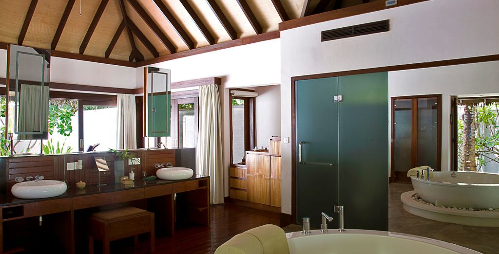 Coco Bodu Hithi Resort 5*