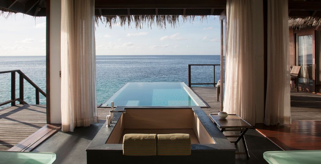 Coco Bodu Hithi Resort 5*