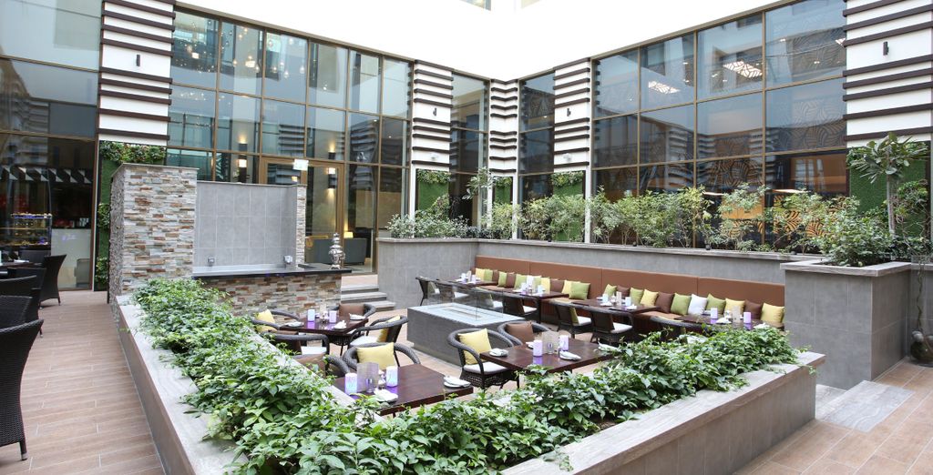 Metropolitan Hotel Dubai 4*