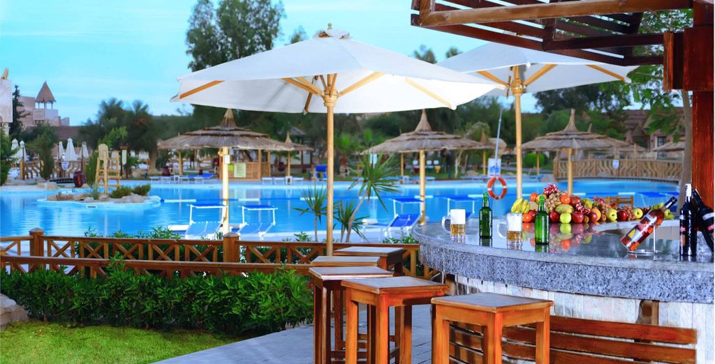 Jungle Aqua Park  4*