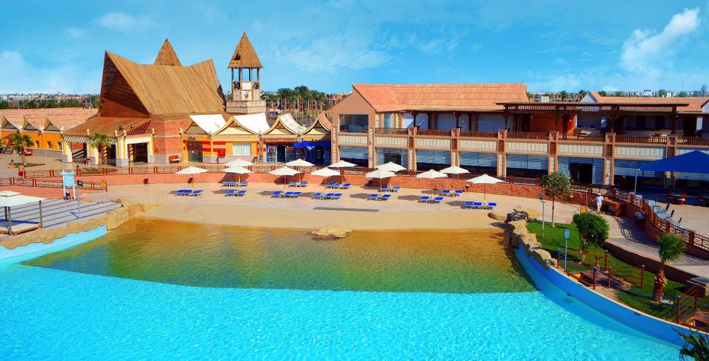 Jungle Aqua Park  4*