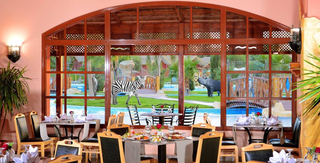 Jungle Aqua Park  4*