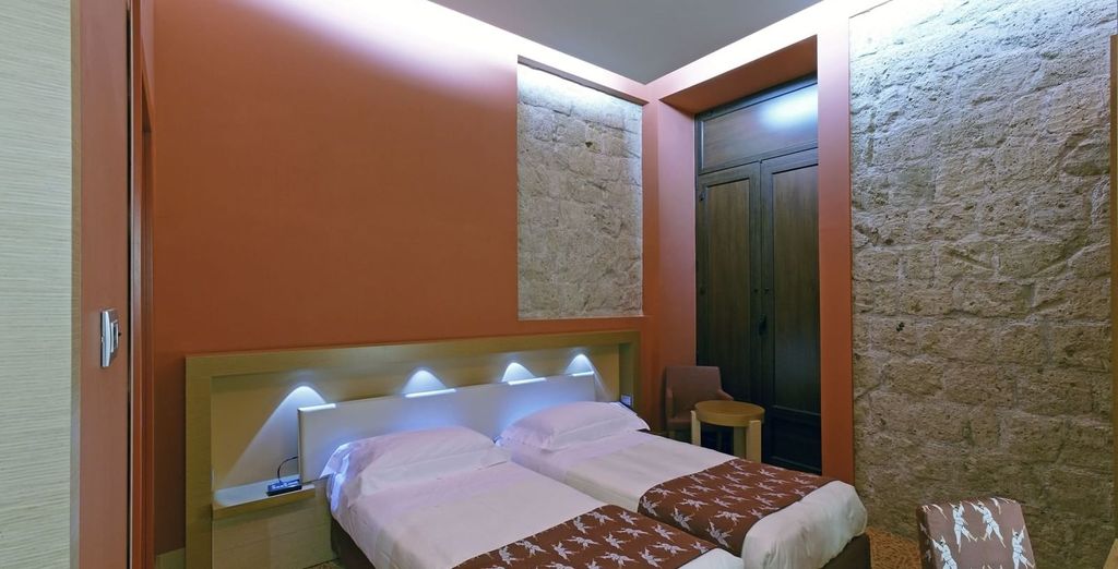 UNAHOTELS Napoli 4*