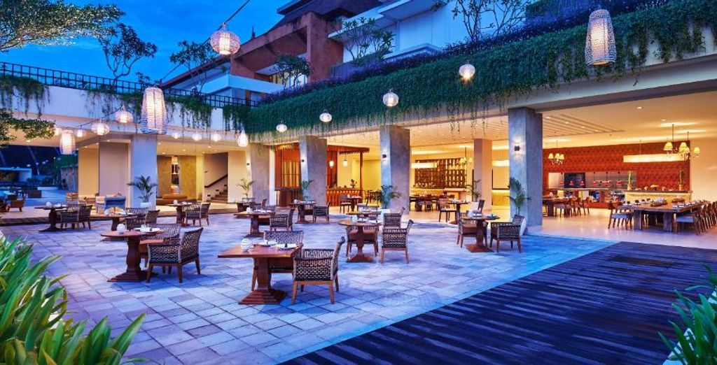 Combinato: Sakti Garden Resort & Spa 4*, Sudamala Resort, Komodo 5* e Merusaka Nusa Dua 5*