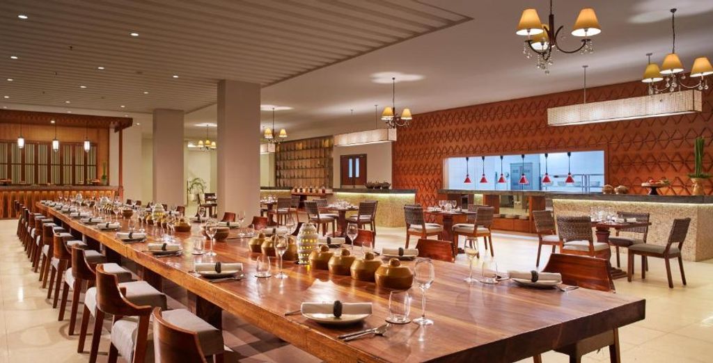 Combinato: Sakti Garden Resort & Spa 4*, Sudamala Resort, Komodo 5* e Merusaka Nusa Dua 5*