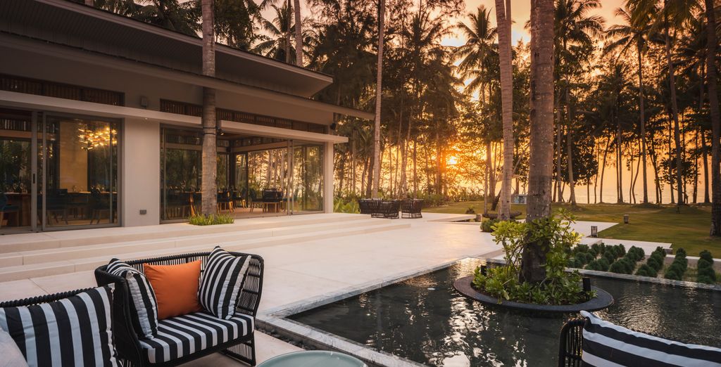 Avani + Khao Lak Resort 5* 