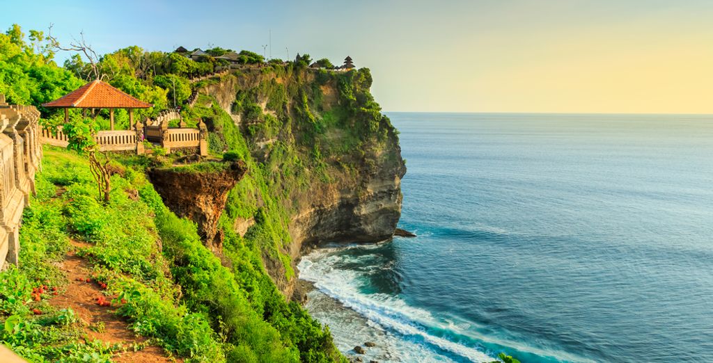 Combinato: Dwaraka The Royal Villas 4*, Anema Resort 5* e Renaissance Uluwatu 5*