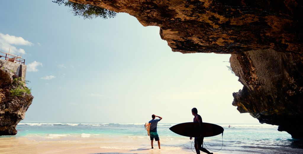 The Mansion Resort 4*, Anema Resort Gili Lombok 5* e Renaissance Bali Uluwatu Resort & Spa 5*