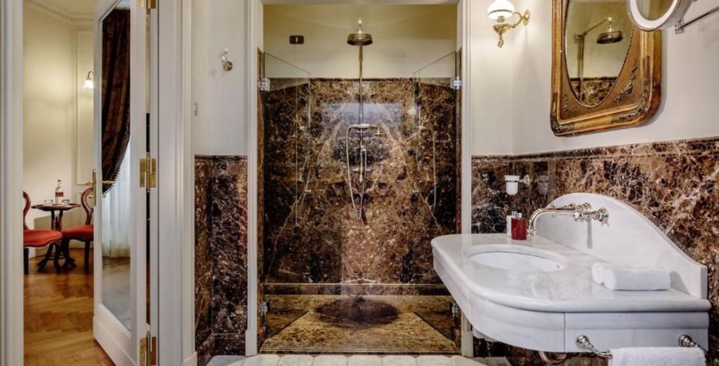 Hotel Locarno 5*