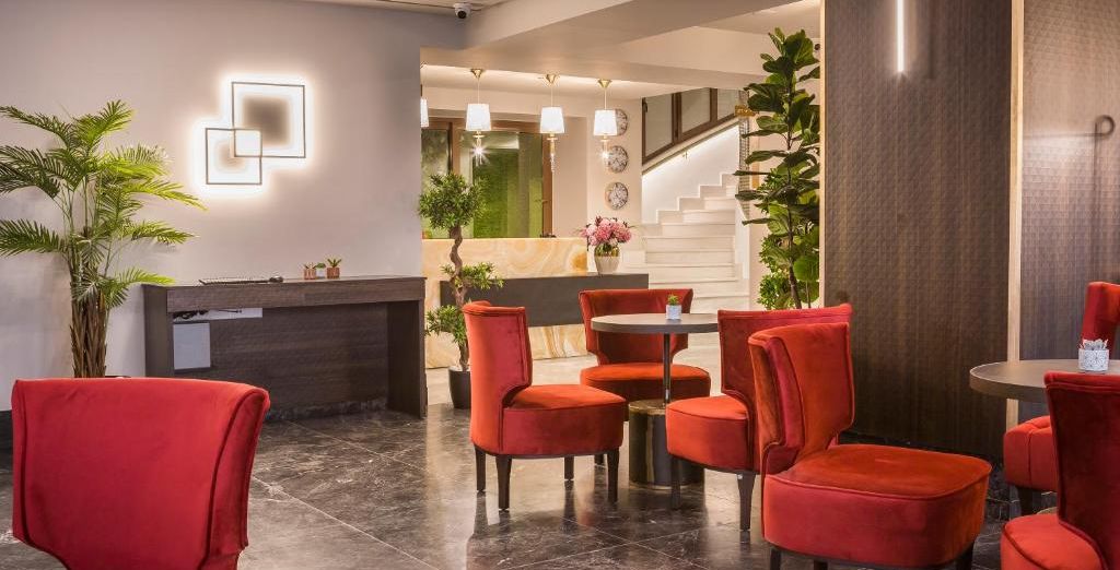 Royalty Hotel Athens 4* e BVS Bosphorus Hotel Pera 4*