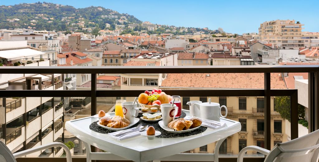 Hotel Barrière Le Gray d'Albion 4*
