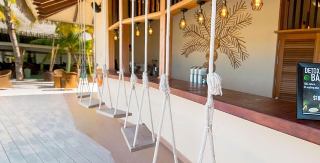 Kihaa Maldives Resort & Spa 5* con Safari di 4 notti in Sri Lanka