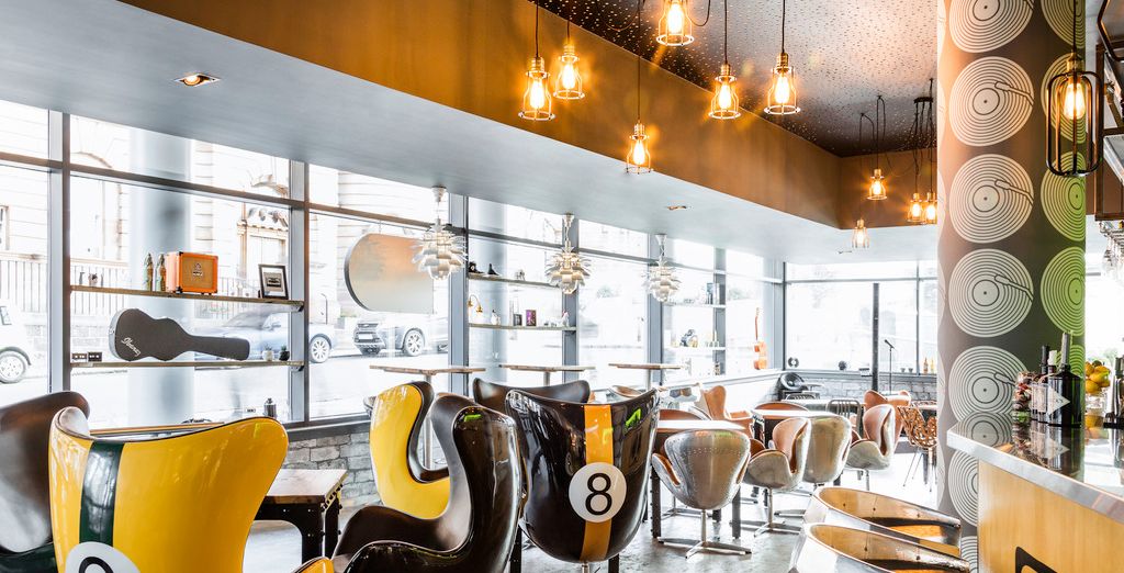 Novotel Edinburgh Centre 4*