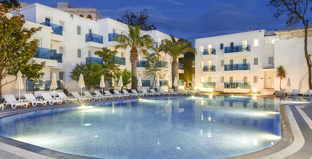Le Bleu Hotel & Resort 5*