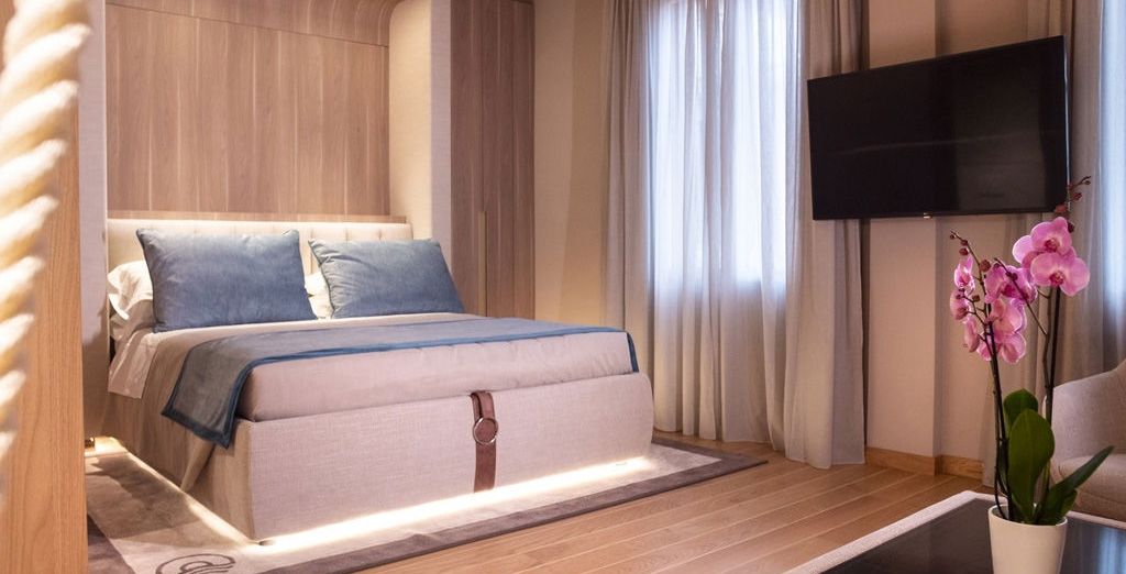 Miramare Suites 4*