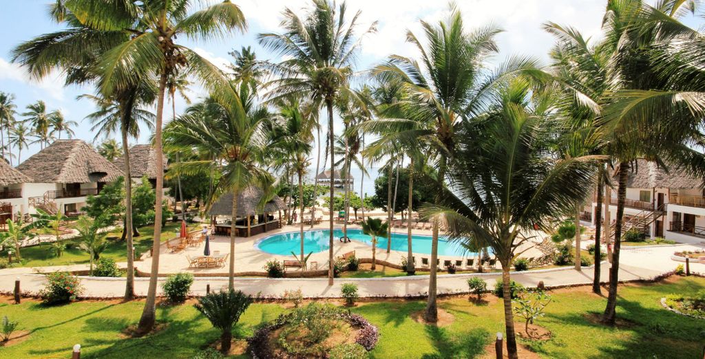 Paradise Beach Resort 4*