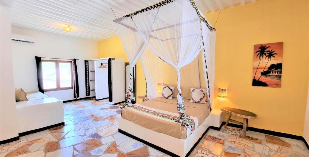 Paradise Beach Resort 4*