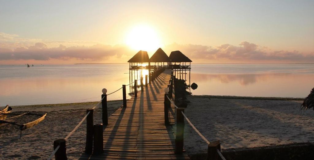 Paradise Beach Resort 4*