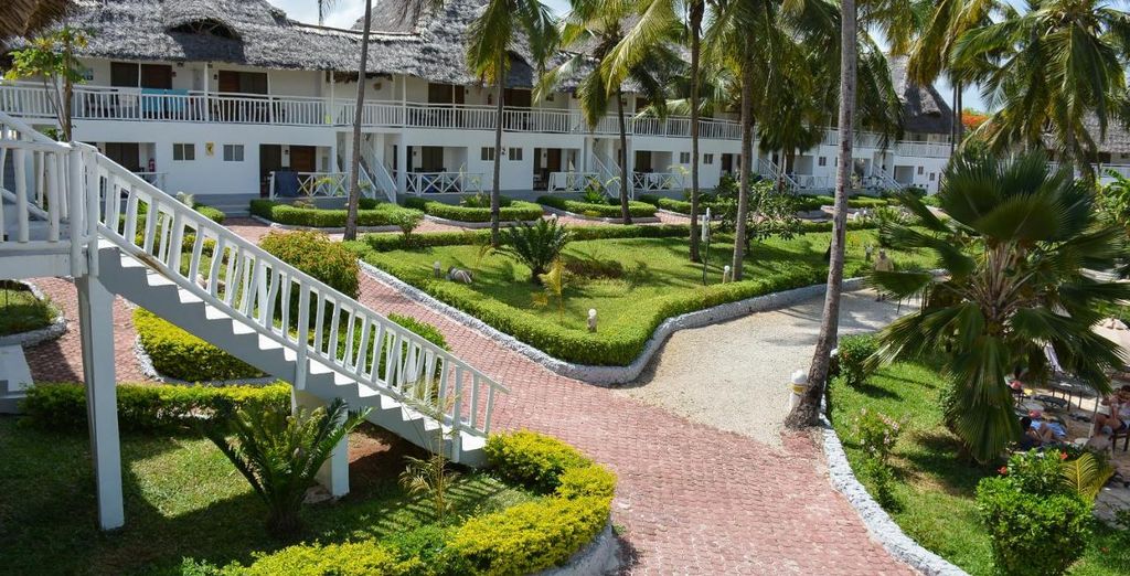 Paradise Beach Resort 4*